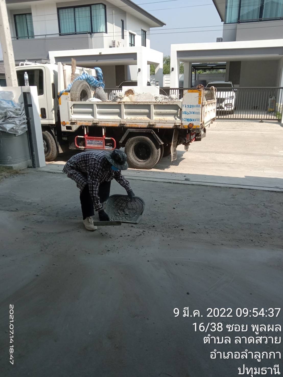 23 - https://ruekdee888-transport.com | ฤกษ์ดี888ทรานสปอร์ต บริการรถรับจ้าง ขนส่งทั้งในกรุงเทพฯ และต่างจังหวัดทั่วไทย เรามีรถหลายประเภทไว้บริการ เช่น รถกระบะคอก, รถกระบะตู้ทึบ, รถ4ล้อใหญ่, รถ6ล้อตู้ทึบ, รถ6ล้อคอก , รถ6ล้อท้ายลิฟต์, รถ10ล้อ, รถเทรลเลอร์, รถพ่วง, รถเฮี๊ยบ